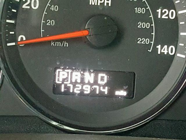 1J8HG48K28C111745 - 2008 JEEP COMMANDER BLACK photo 8