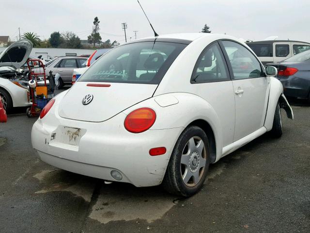 3VWDD21C21M439416 - 2001 VOLKSWAGEN NEW BEETLE WHITE photo 4