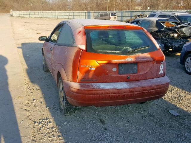 3FAHP31N75R113533 - 2005 FORD FOCUS ZX3 ORANGE photo 3