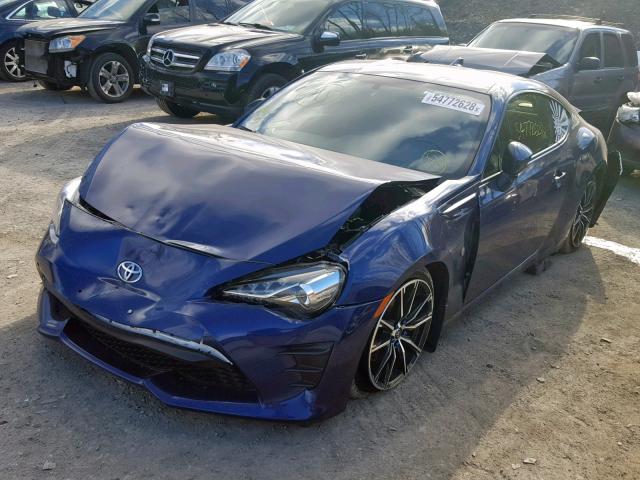 JF1ZNAA15H9705895 - 2017 TOYOTA 86 BASE BLUE photo 2