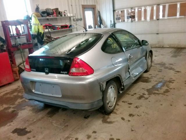 JHMZE14782T000768 - 2002 HONDA INSIGHT SILVER photo 4