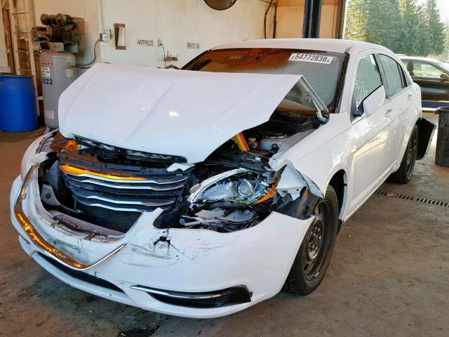 1C3CCBAB0CN134714 - 2012 CHRYSLER 200 LX WHITE photo 2