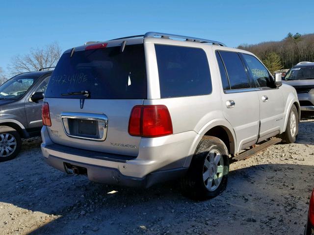 5LMFU28R63LJ45309 - 2003 LINCOLN NAVIGATOR 银色 照片 4