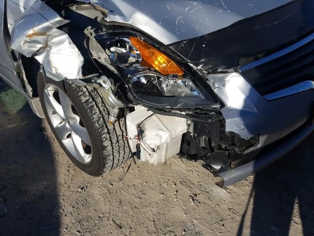 1N4BL21E28C142663 - 2008 NISSAN ALTIMA 3.5 SILVER photo 9