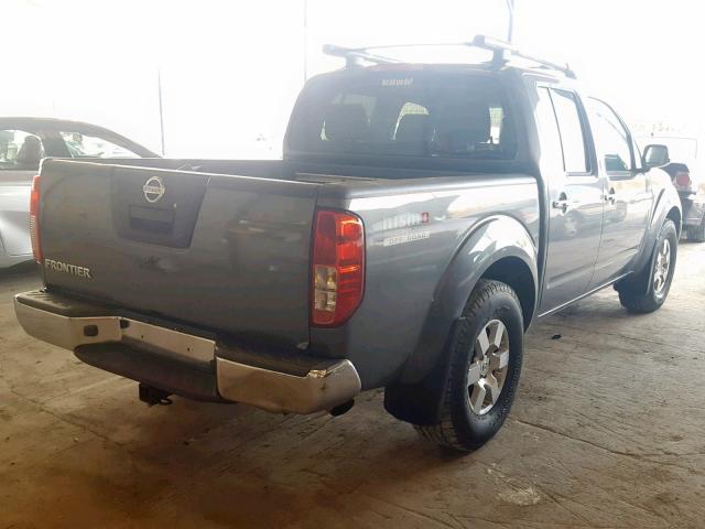 1N6AD07U86C454471 - 2006 NISSAN FRONTIER C GRAY photo 4