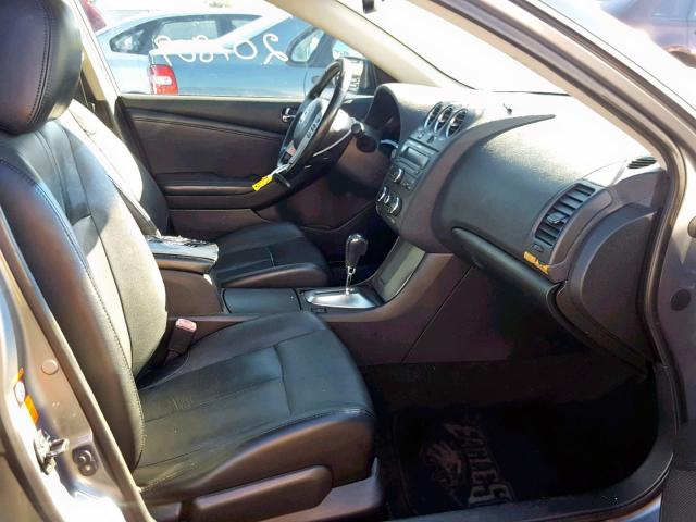 1N4CL21E48C138618 - 2008 NISSAN ALTIMA HYB SILVER photo 5