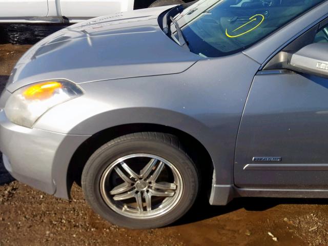 1N4CL21E48C138618 - 2008 NISSAN ALTIMA HYB SILVER photo 9