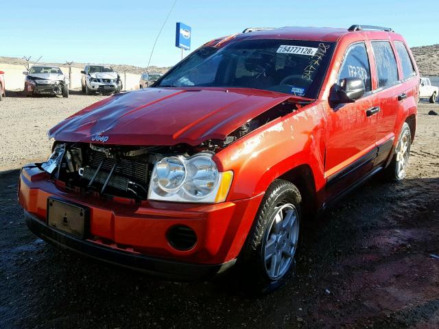 1J4GS48K25C582530 - 2005 JEEP GRAND CHER RED photo 2