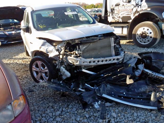 1FMCU0F71FUB68555 - 2015 FORD ESCAPE S SILVER photo 1