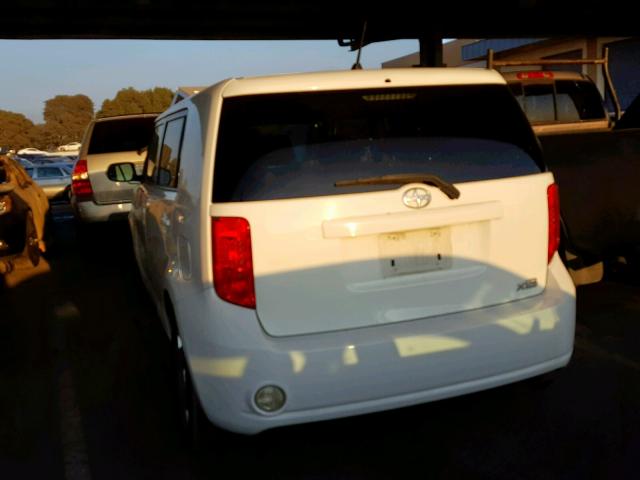 JTLKE50E081002621 - 2008 TOYOTA SCION XB WHITE photo 3