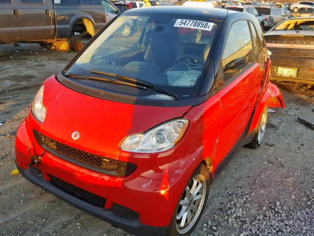 WMEEJ31X39K254076 - 2009 SMART FORTWO PUR RED photo 2