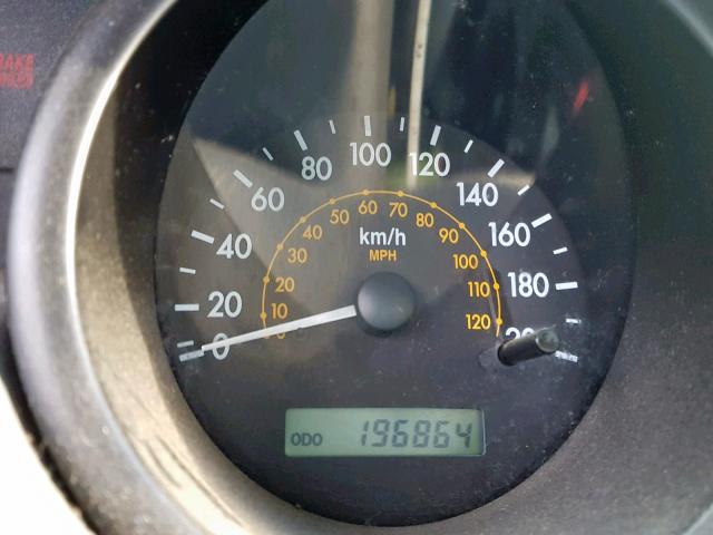 KL1TJ62684B209857 - 2004 CHEVROLET AVEO LS BLACK photo 8