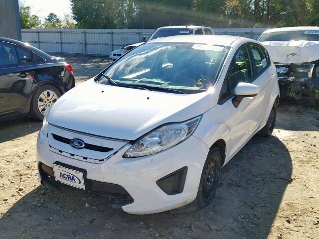 3FADP4TJ4DM215477 - 2013 FORD FIESTA S WHITE photo 2