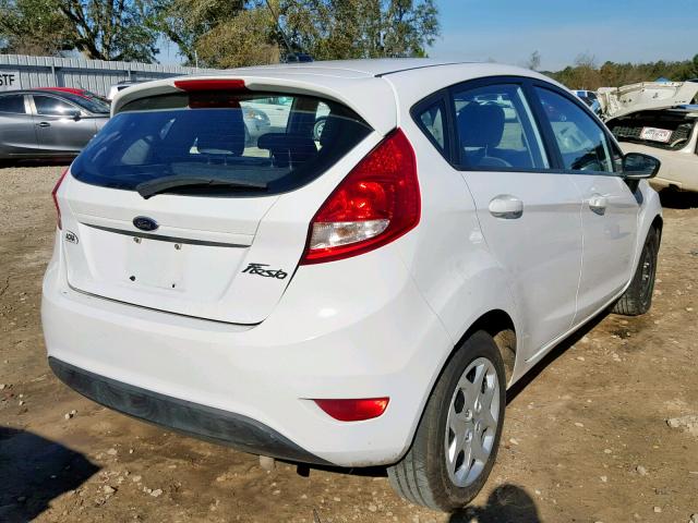 3FADP4TJ4DM215477 - 2013 FORD FIESTA S WHITE photo 4