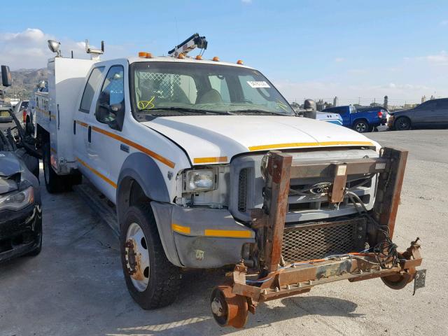 1FDAW57Y65EC89242 - 2005 FORD F550 SUPER WHITE photo 1