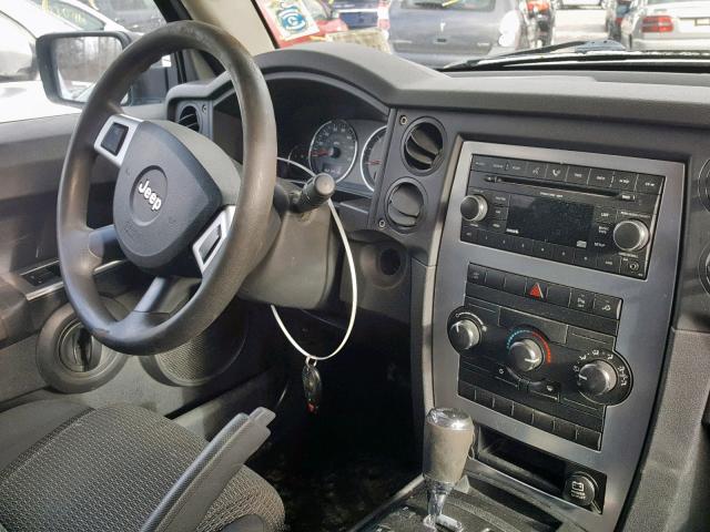 1J8HG48K88C166734 - 2008 JEEP COMMANDER GRAY photo 9