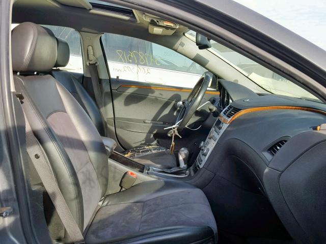 1G1ZH57B98F119011 - 2008 CHEVROLET MALIBU 1LT ნაცრისფერი ფოტო 5