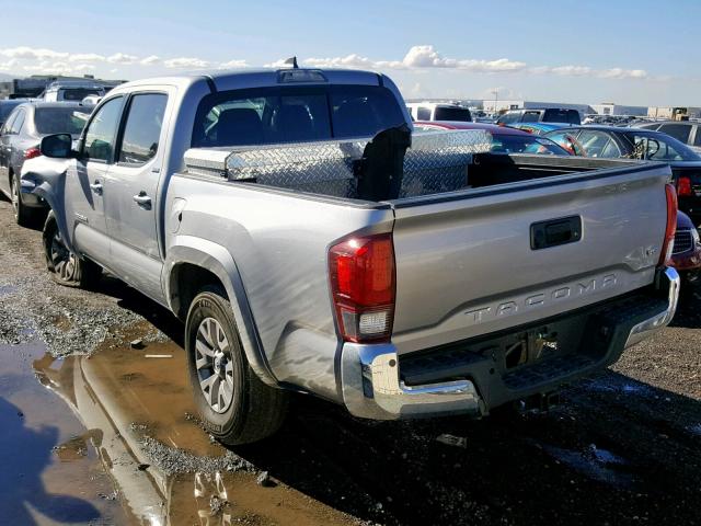 3TMAZ5CN2JM064585 - 2018 TOYOTA TACOMA DOU SILVER photo 3