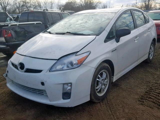 JTDKN3DU6A0241667 - 2010 TOYOTA PRIUS WHITE photo 2