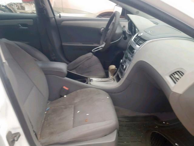 1G1ZA5EU6BF292419 - 2011 CHEVROLET MALIBU LS WHITE photo 5