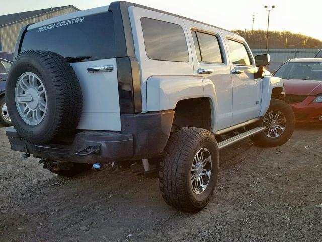 5GTEN13EX88183837 - 2008 HUMMER H3 WHITE photo 4