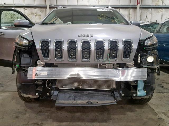 1C4PJMCB0JD532178 - 2018 JEEP CHEROKEE L SILVER photo 9