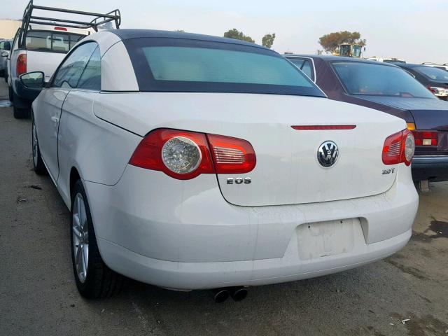 WVWFA71F09V002656 - 2009 VOLKSWAGEN EOS LUX 白色 照片 3
