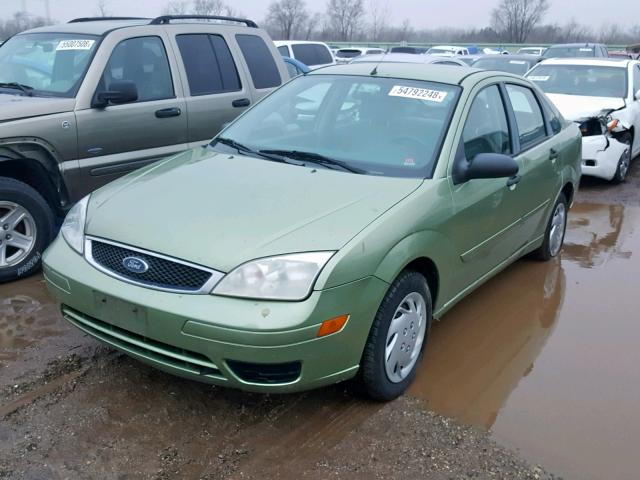 1FAFP34N97W235829 - 2007 FORD FOCUS ZX4 GREEN photo 2