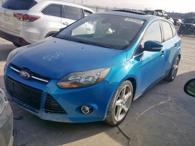 1FAHP3N26CL311144 - 2012 FORD FOCUS TITA BLUE photo 2