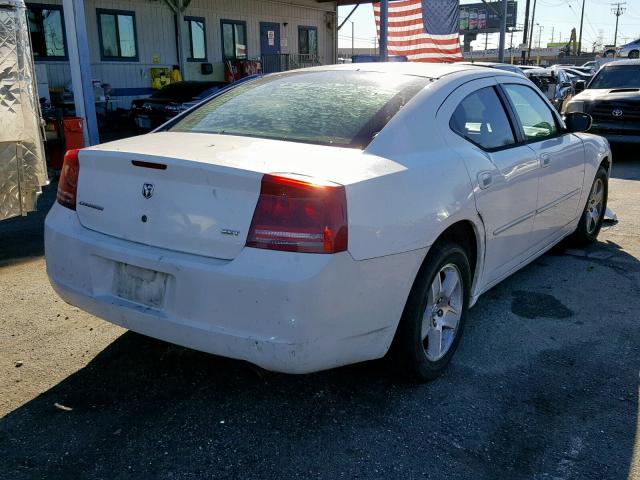 2B3KA43G77H741761 - 2007 DODGE CHARGER SE WHITE photo 4