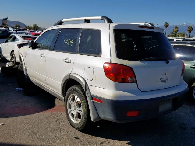 JA4LX31G03U100127 - 2003 MITSUBISHI OUTLANDER WHITE photo 3