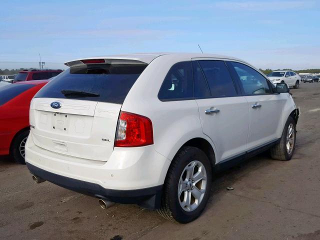 2FMDK3JC2BBB39453 - 2011 FORD EDGE SEL WHITE photo 4