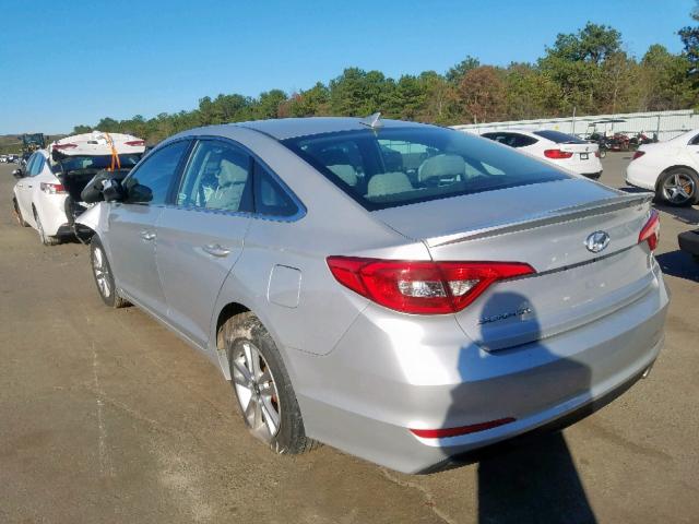 5NPE24AF3GH310019 - 2016 HYUNDAI ACCENT BAS SILVER photo 3