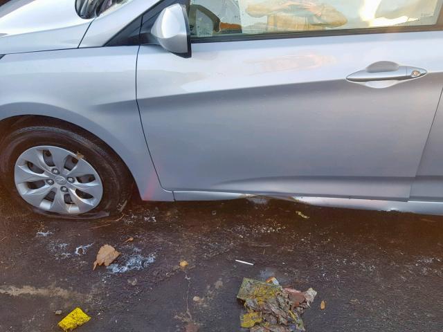 KMHCT4AE3HU315672 - 2017 HYUNDAI ACCENT SE SILVER photo 9