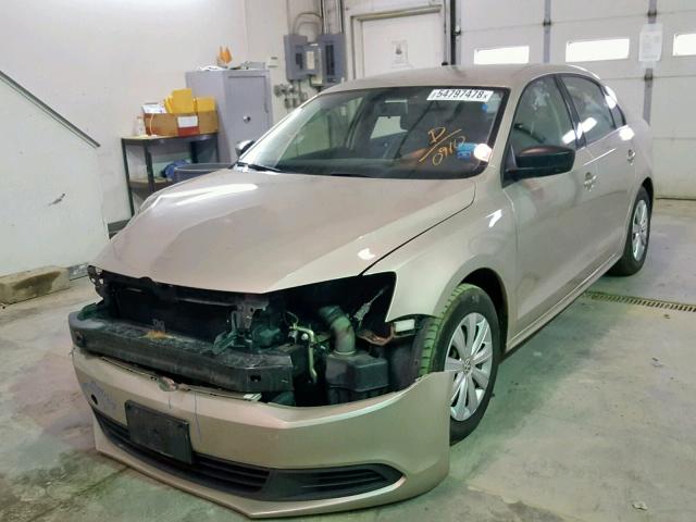3VW1K7AJ4EM320910 - 2014 VOLKSWAGEN JETTA BASE Ոսկեգույն լուսանկար 2