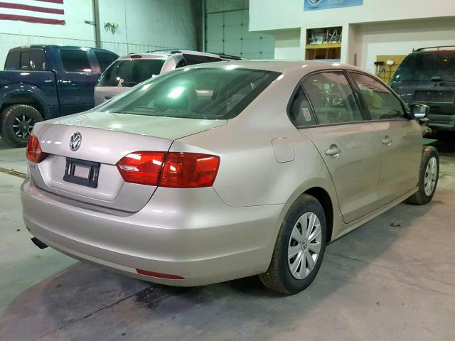 3VW1K7AJ4EM320910 - 2014 VOLKSWAGEN JETTA BASE Ոսկեգույն լուսանկար 4