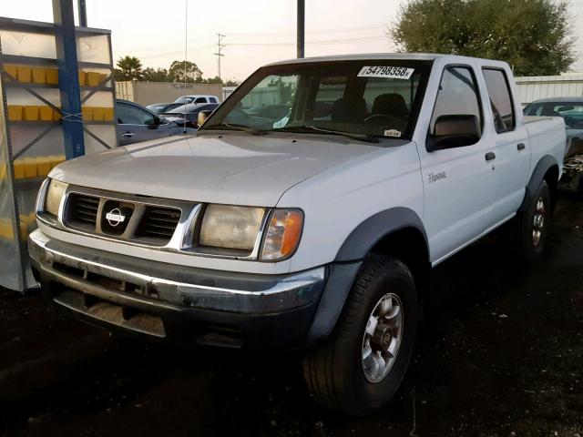 1N6ED27T5YC377033 - 2000 NISSAN FRONTIER C WHITE photo 2