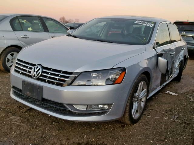 1VWBM7A34CC040886 - 2012 VOLKSWAGEN PASSAT SE SILVER photo 2