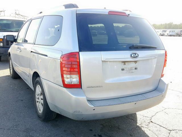 KNDMG4C7XB6363709 - 2011 KIA SEDONA LX SILVER photo 3