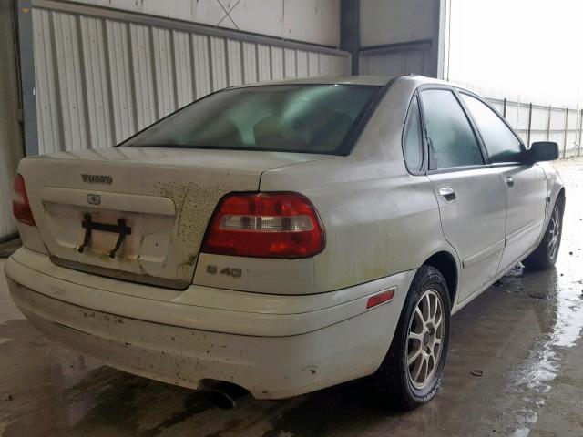 YV1VS27583F996110 - 2003 VOLVO S40 1.9T WHITE photo 4