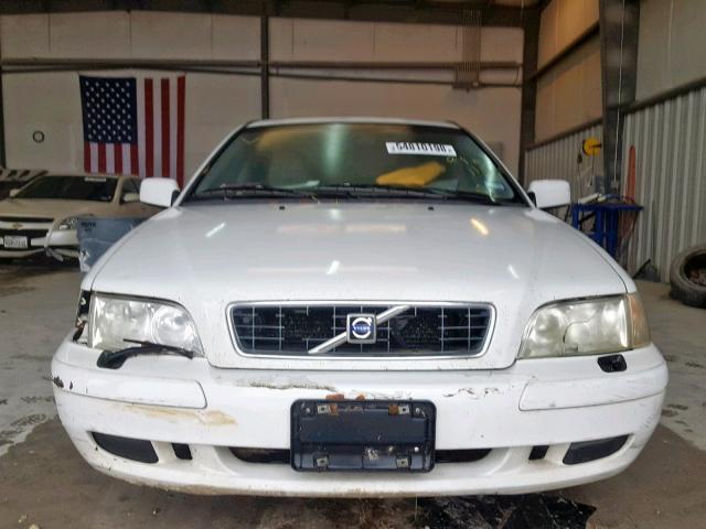 YV1VS27583F996110 - 2003 VOLVO S40 1.9T WHITE photo 9