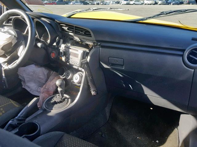 JTKJF5C73C3023955 - 2012 TOYOTA SCION TC ყვითელი ფოტო 9