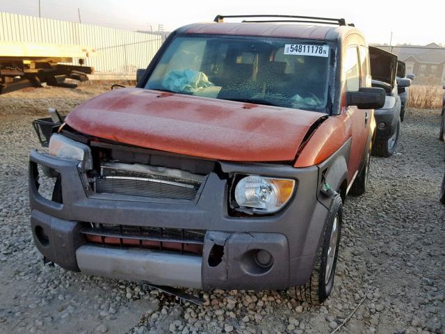 5J6YH28664L035947 - 2004 HONDA ELEMENT EX ORANGE photo 2