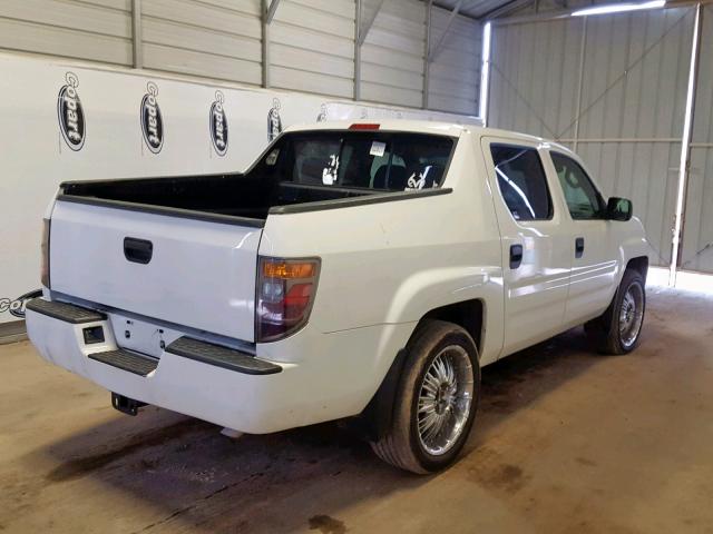 2HJYK16298H517411 - 2008 HONDA RIDGELINE WHITE photo 4