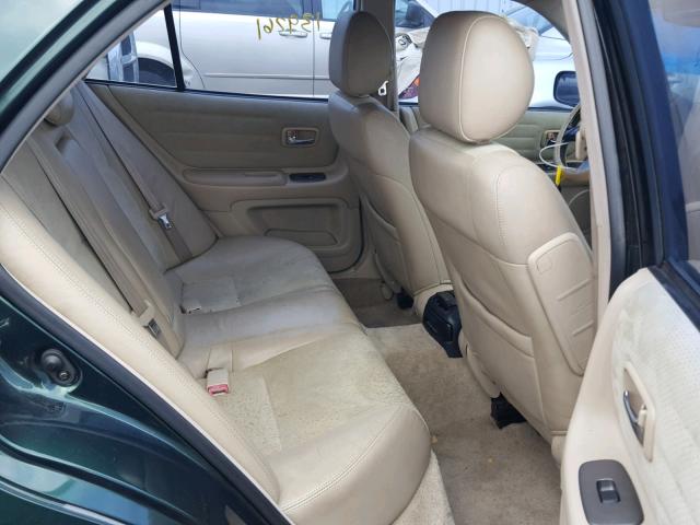 JTHBD182910024483 - 2001 LEXUS IS 300 GREEN photo 6