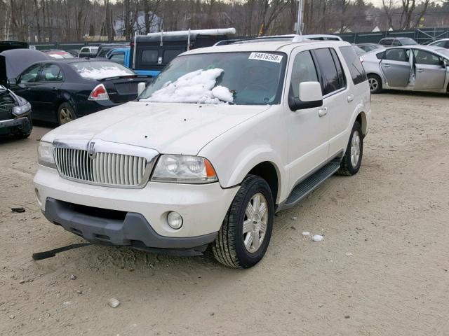 5LMEU88H04ZJ42068 - 2004 LINCOLN AVIATOR 白色 照片 2