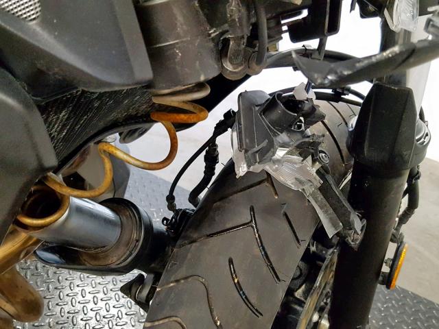 JYARM27E2JA001182 - 2018 YAMAHA MT07 WHITE photo 17