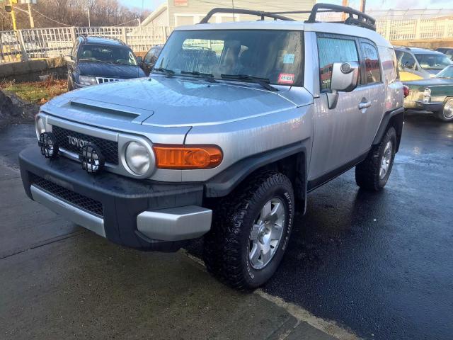 JTEBU11F970079342 - 2007 TOYOTA FJ CRUISER SILVER photo 3