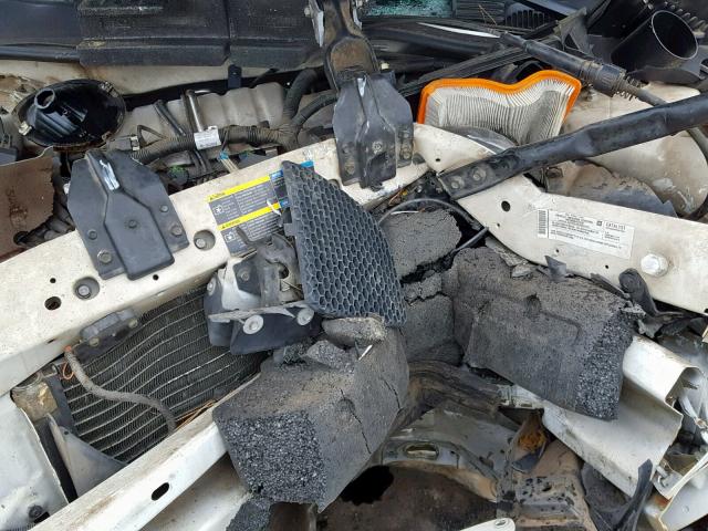 2G2WP552981117657 - 2008 PONTIAC GRAND PRIX WHITE photo 7