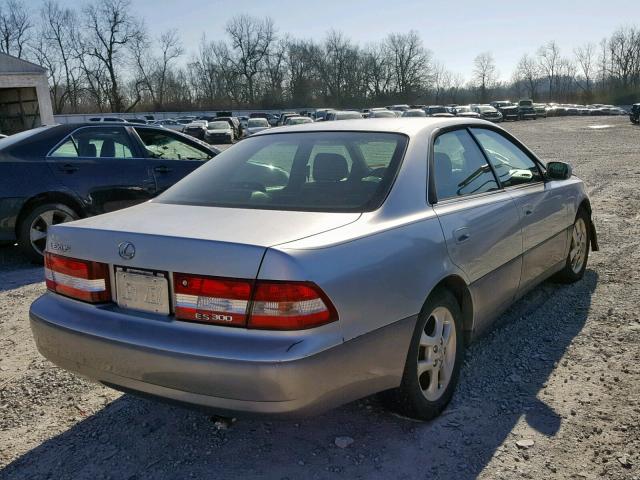 JT8BF28G115110336 - 2001 LEXUS ES 300 SILVER photo 4